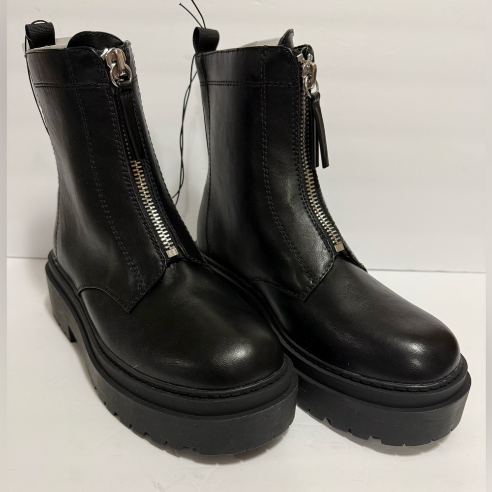 Arizona Womens 9.5M Block Heel Motorcycle Style Boots Xander Memory Foam NWT